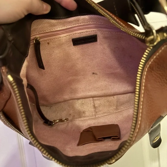 EUC Dooney & Bourke Brown Safari Pebbled Grain Leather Medium Shoulder
Bag - Picture 13 of 13